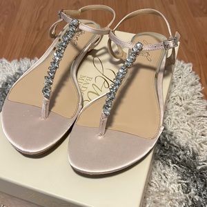 BRAND NEW Jewel Badgley Mischka Sandals